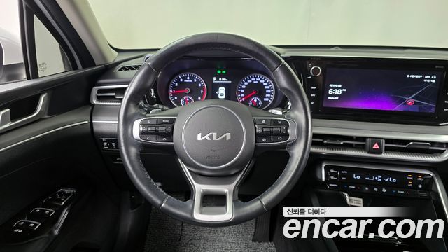 Kia K5 2022 — photo 13