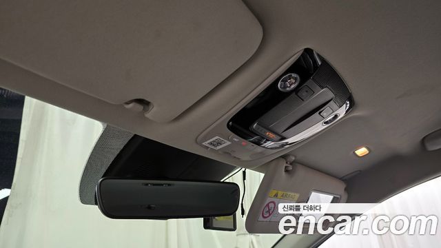 Kia K5 2022 — photo 18