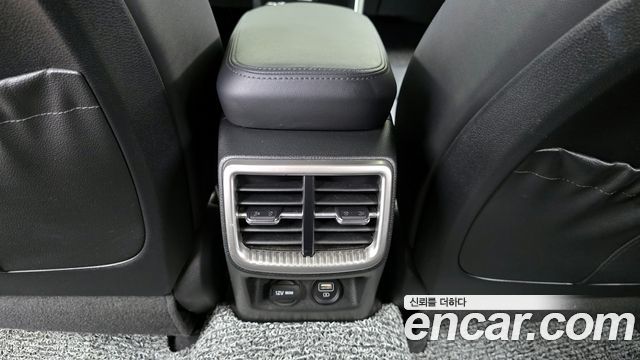 Kia K5 2022 — photo 19