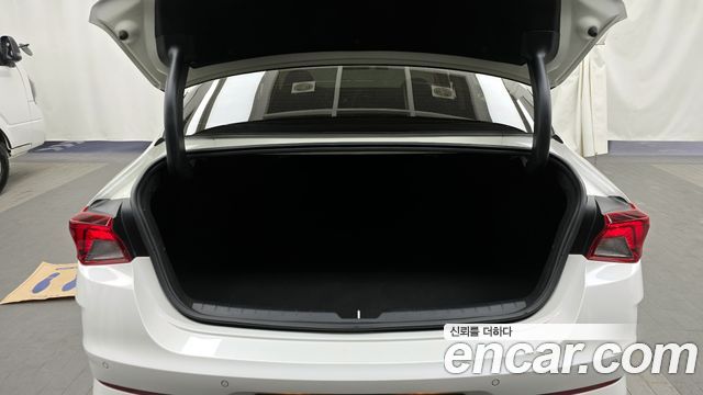 Kia K5 2022 — photo 20
