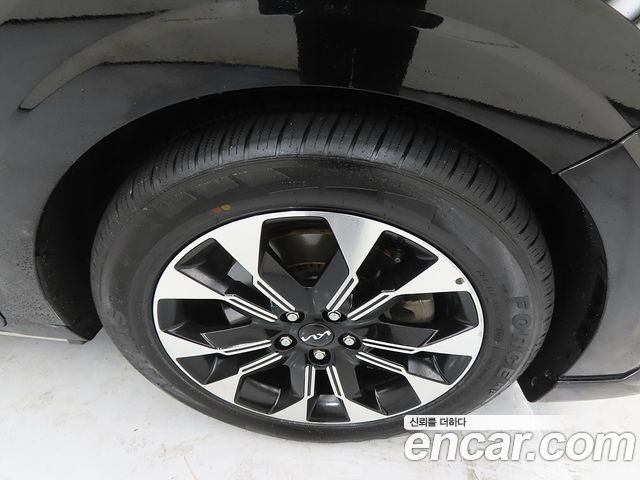 Kia Canival 2023 — photo 5