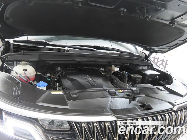 Kia Canival 2023 — photo 6