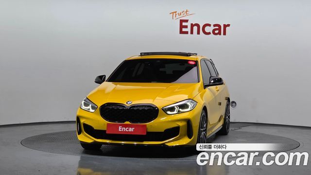 BMW 1-Series 2022 — photo 3