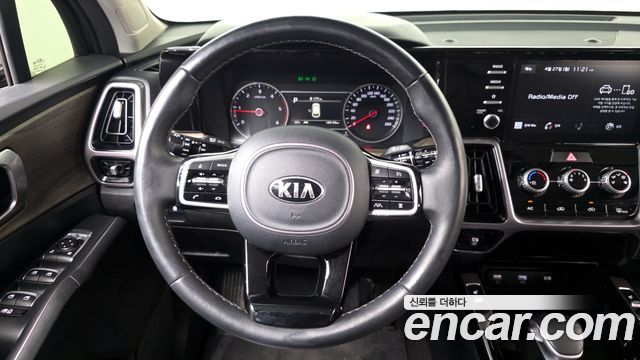 Kia Sorento 2021 — photo 18