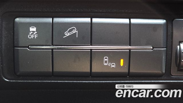 KG Mobility Rexton 2018 — photo 24