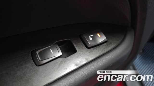 KG Mobility Rexton 2018 — photo 25