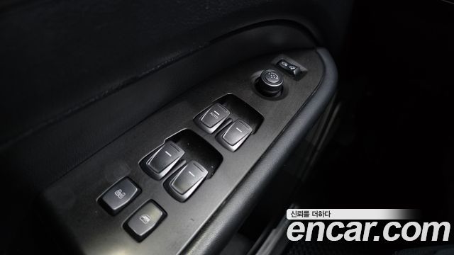 KG Mobility Rexton 2018 — photo 28