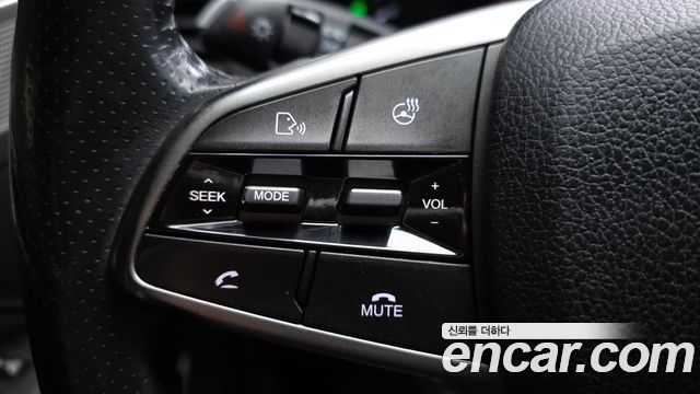 KG Mobility Rexton 2018 — photo 32