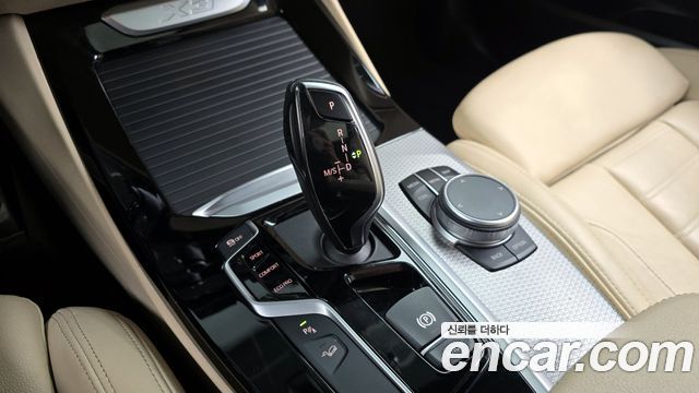 BMW X3 2020 — photo 9