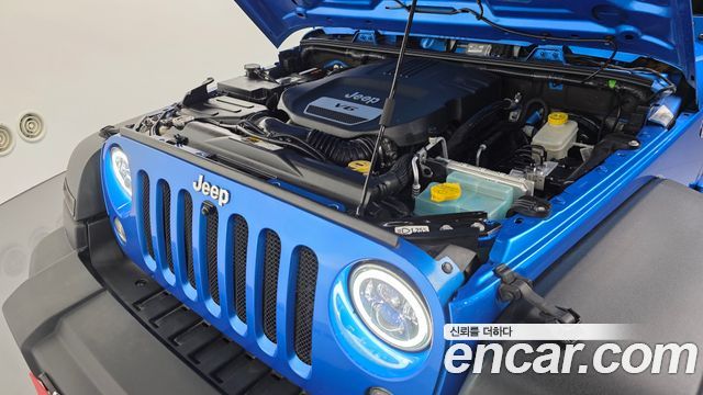 Jeep Wrangler 2016 — photo 6