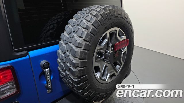 Jeep Wrangler 2016 — photo 15