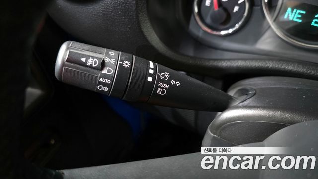 Jeep Wrangler 2016 — photo 19