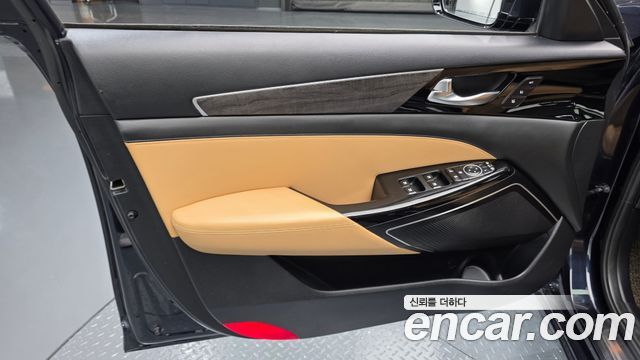 Kia K7 2020 — photo 14
