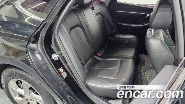 Hyundai Sonata 2020 — photo 17