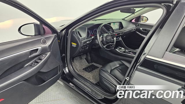 Hyundai Sonata 2020 — photo 16