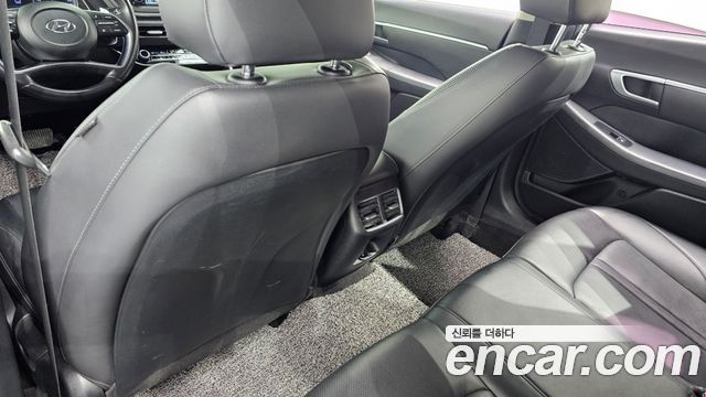 Hyundai Sonata 2020 — photo 31