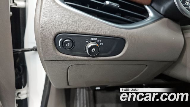 Chevrolet Korea Malibu 2017 — photo 17