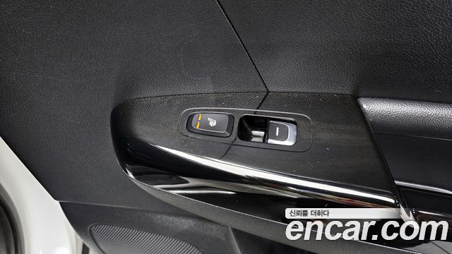 Kia Sportage 2018 — photo 25