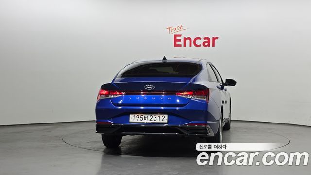 Hyundai AVANTE 2022 — photo 4