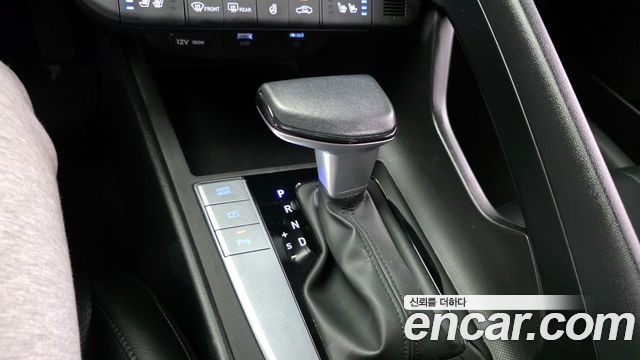 Hyundai AVANTE 2022 — photo 9