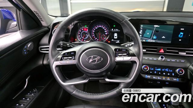 Hyundai AVANTE 2022 — photo 12