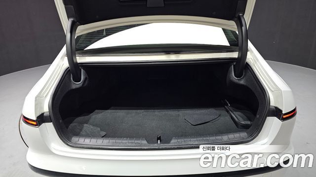 Hyundai Grandeur 2024 — photo 18