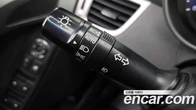 Hyundai AVANTE 2011 — photo 16