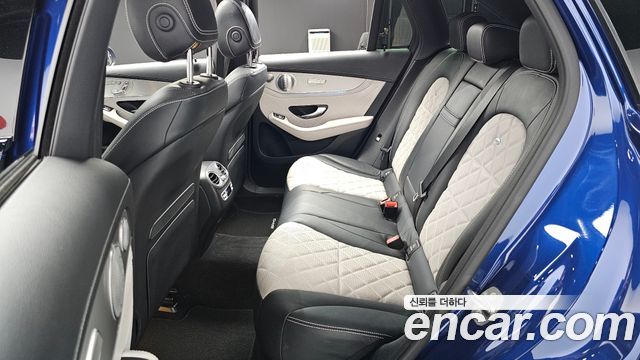 Mercedes-Benz GLC-Class 2018 — photo 17