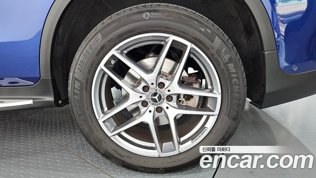 Mercedes-Benz GLC-Class 2018 — photo 7