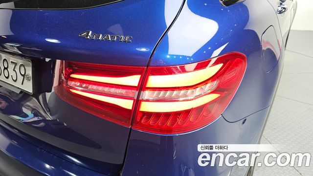 Mercedes-Benz GLC-Class 2018 — photo 9