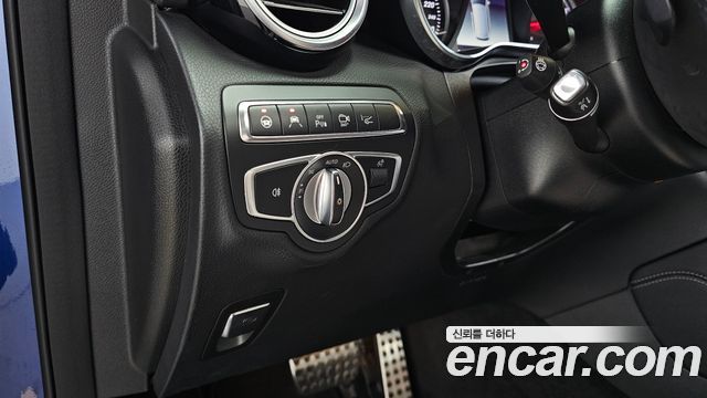 Mercedes-Benz GLC-Class 2018 — photo 31