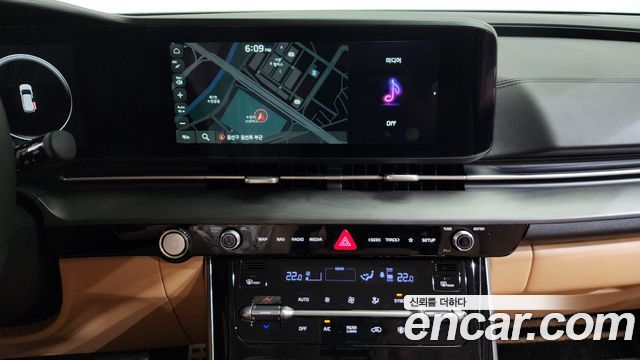 Kia Canival 2021 — photo 19