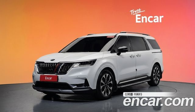 Kia Canival 2021 — photo 1