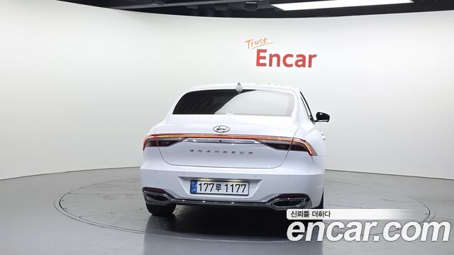 Hyundai Grandeur 2022 — photo 4