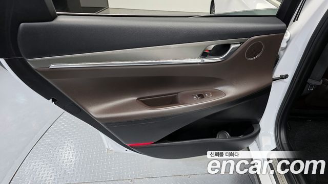 Hyundai Grandeur 2022 — photo 15