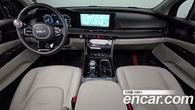 Kia Canival 2023 — photo 7