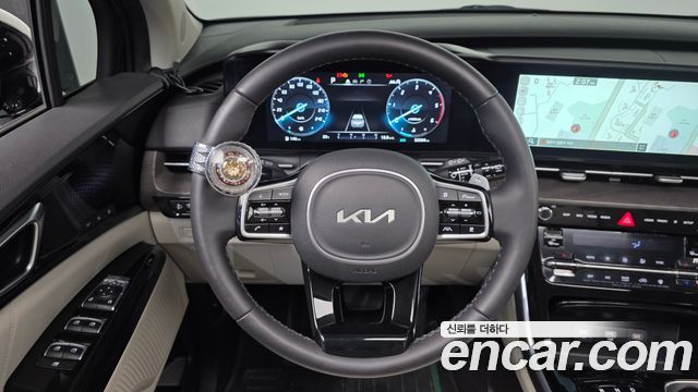 Kia Canival 2023 — photo 13