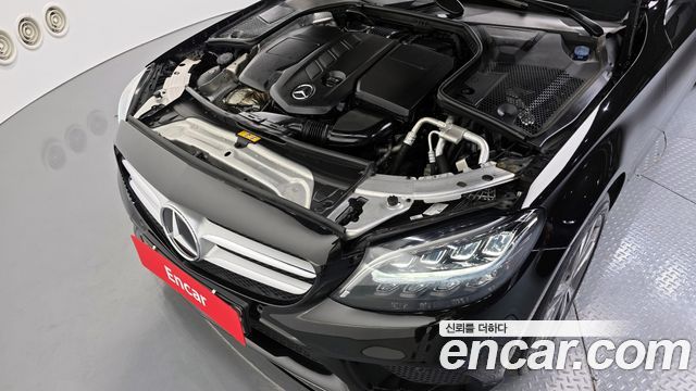 Mercedes-Benz C-Class 2020 — photo 6