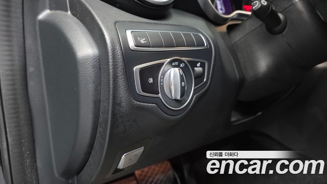 Mercedes-Benz C-Class 2020 — photo 24