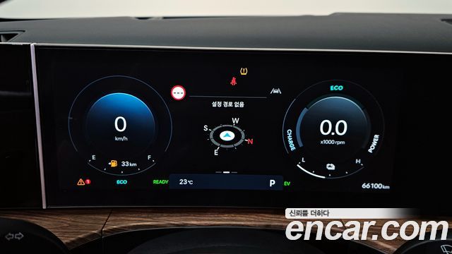 Hyundai Santafe 2024 — photo 11