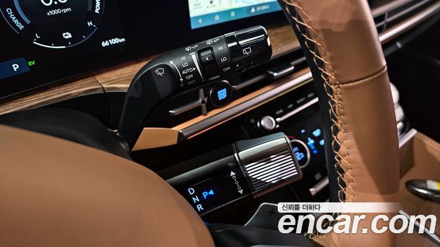 Hyundai Santafe 2024 — photo 12