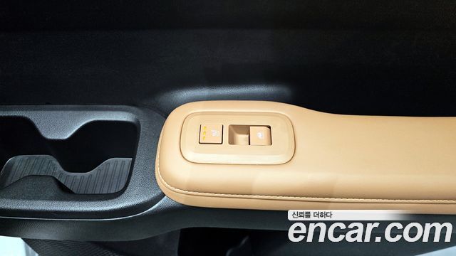 Hyundai Santafe 2024 — photo 27
