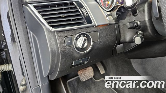 Mercedes-Benz GLE-Class 2018 — photo 16