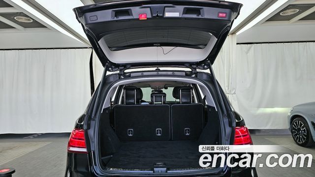 Mercedes-Benz GLE-Class 2018 — photo 20