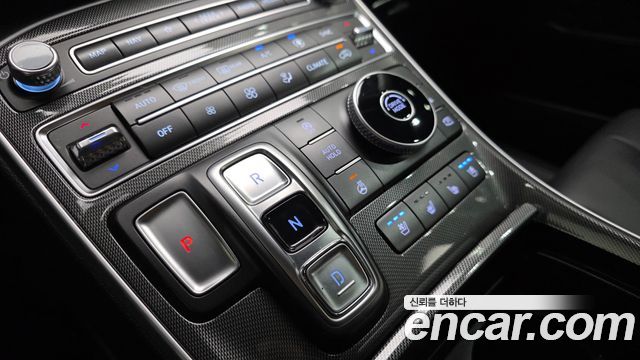 Hyundai Santafe 2023 — photo 9
