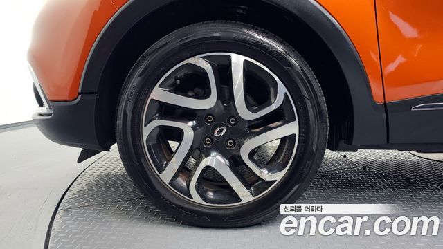 Renault Korea QM3 2015 — photo 5