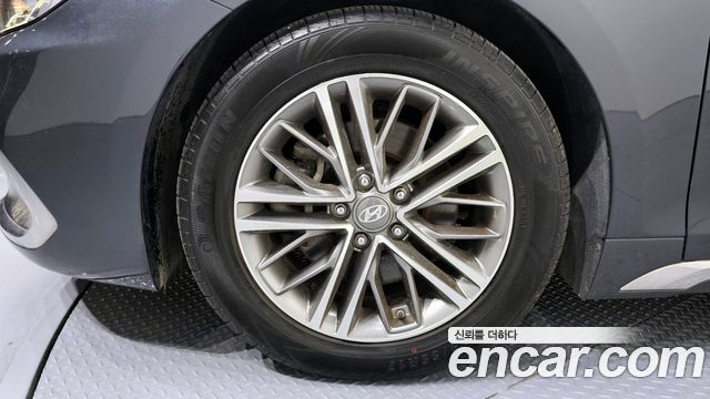 Hyundai Grandeur 2018 — photo 5