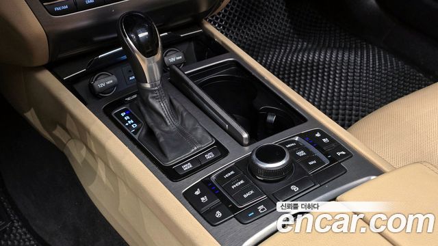 Hyundai Genesis 2016 — photo 12