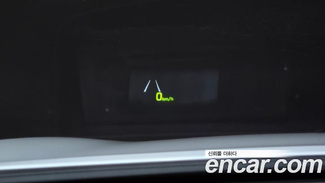 Hyundai Genesis 2016 — photo 22