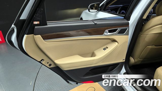 Hyundai Genesis 2016 — photo 15